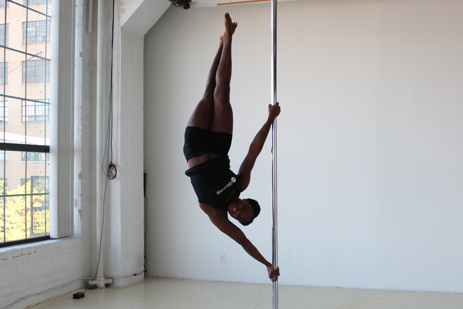 OnlinePoleStudio before image